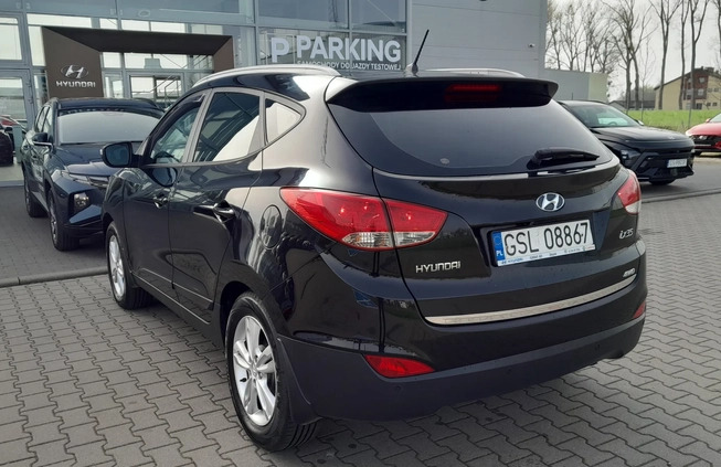 Hyundai ix35 cena 45900 przebieg: 110000, rok produkcji 2011 z Słupsk małe 211